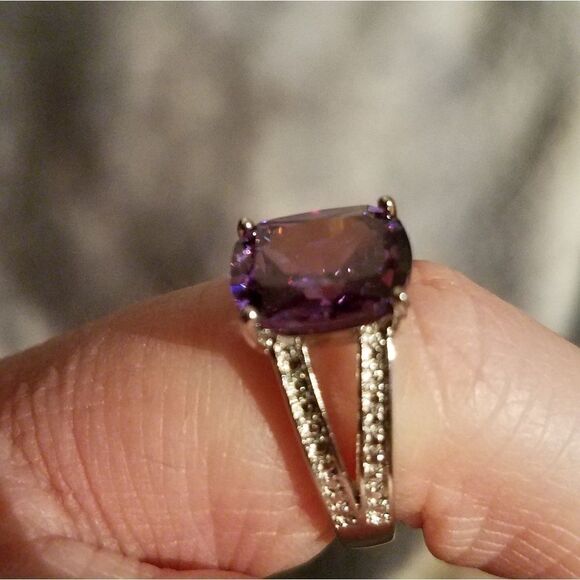 Simulated Amethyst Ring  - Picture 5 of 6